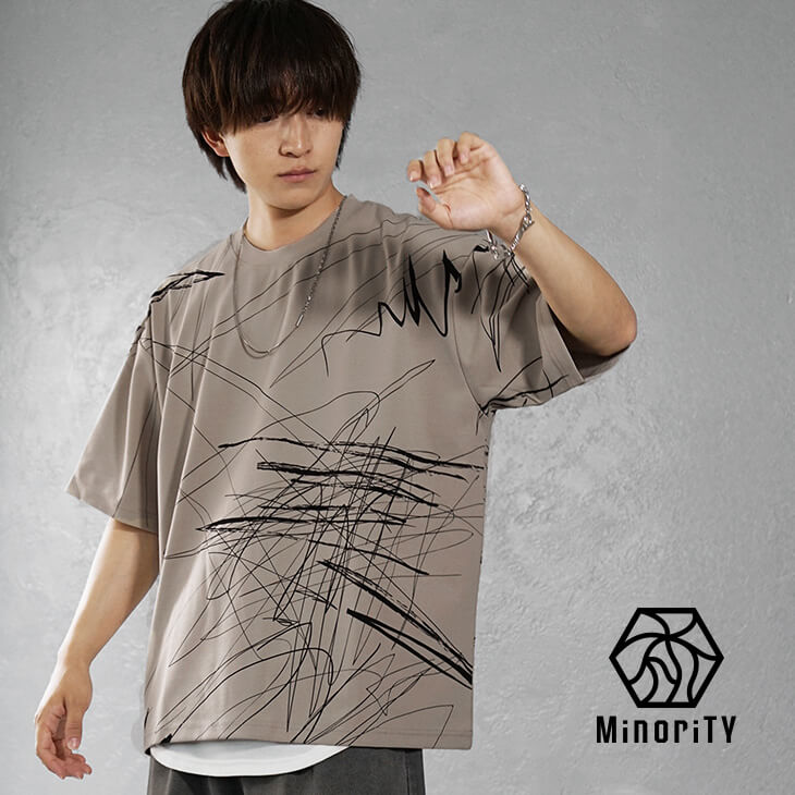 ライングラフィティーデザインTシャツ