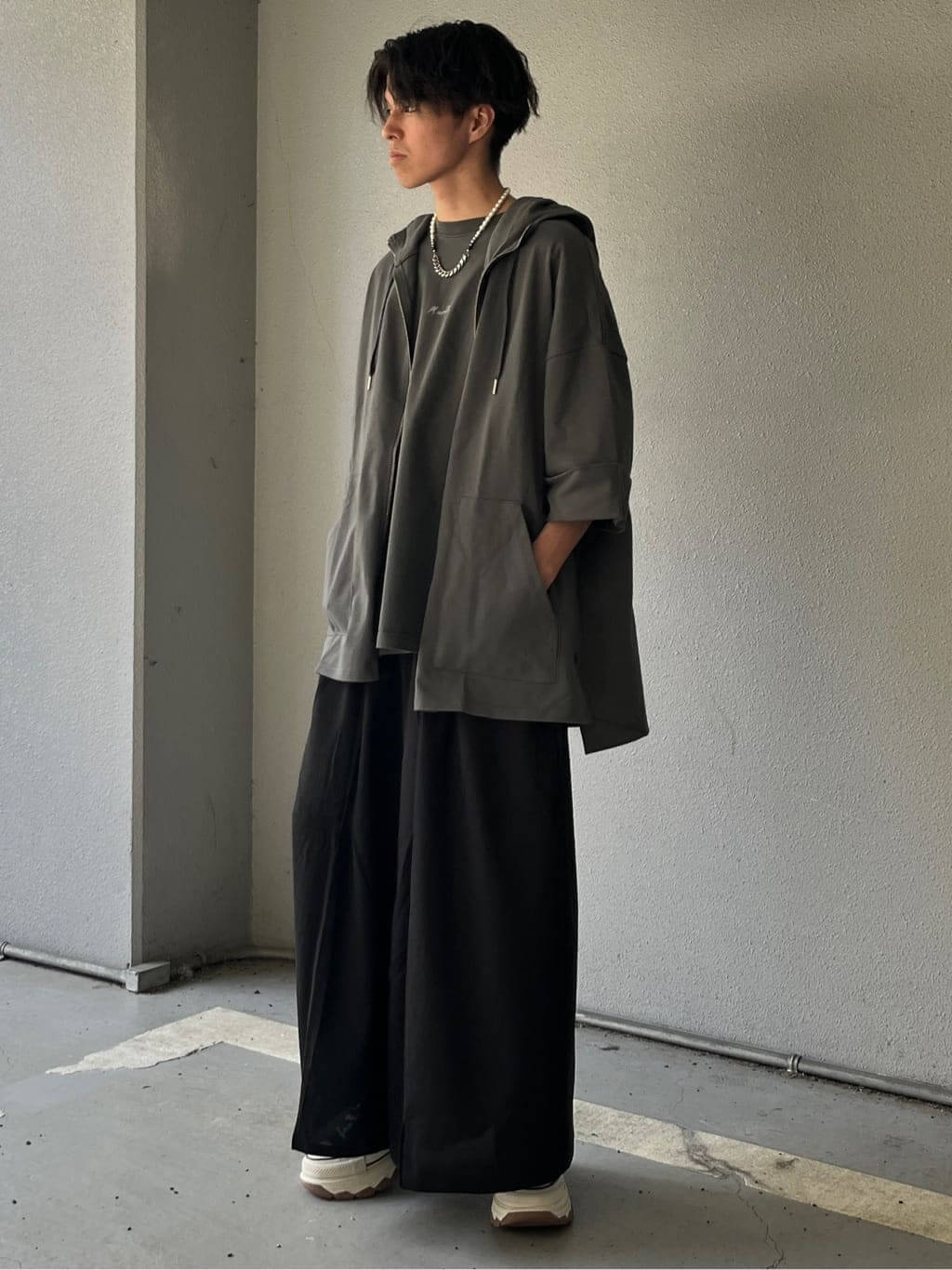 細身男子ファッションコーデ