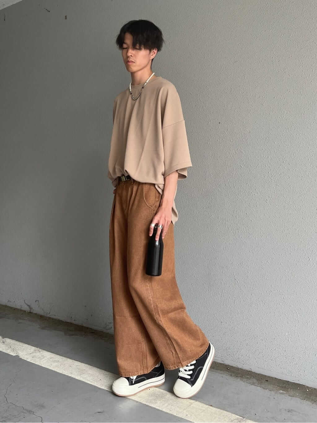 細身男子ファッションコーデ