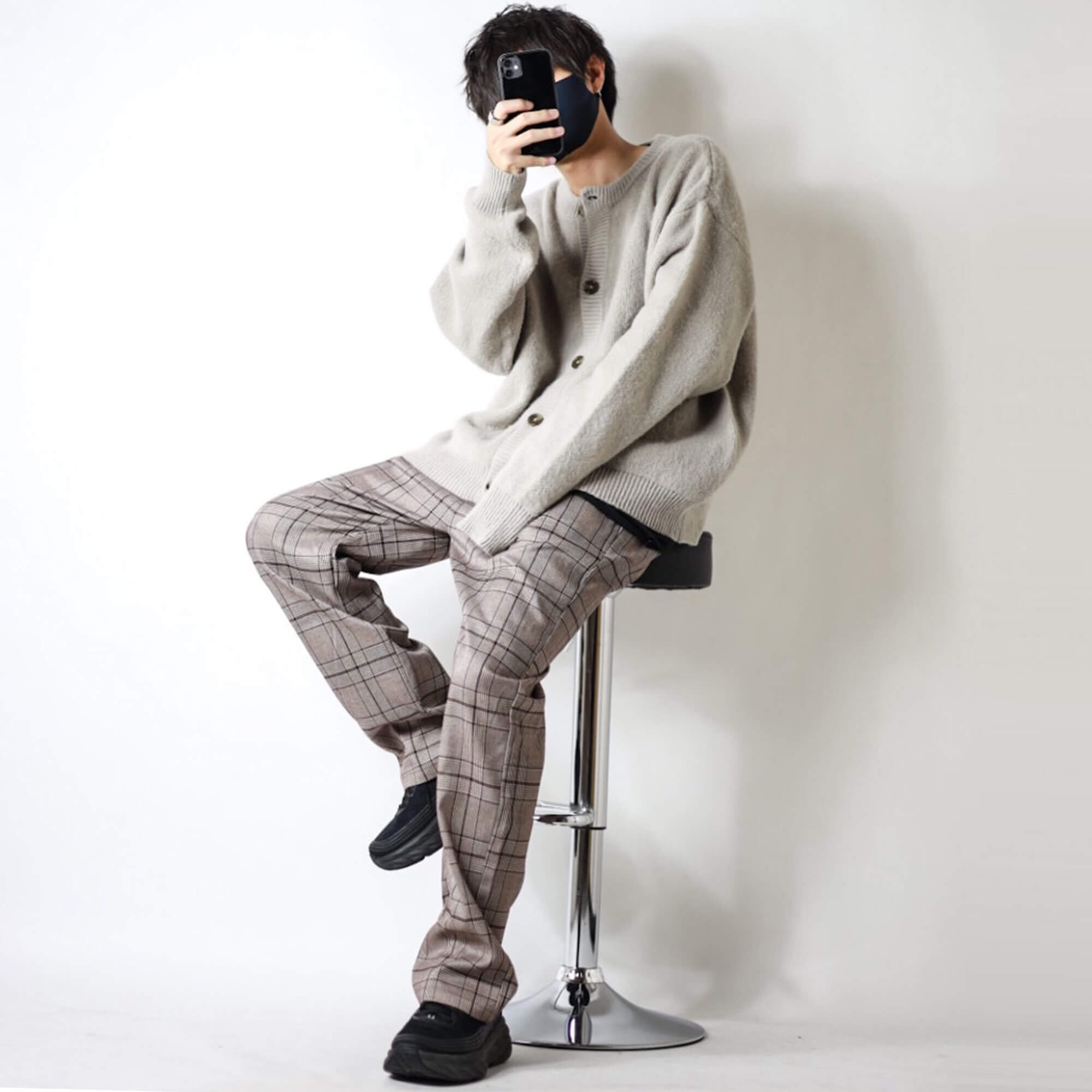 チェックパンツメンズコーデ