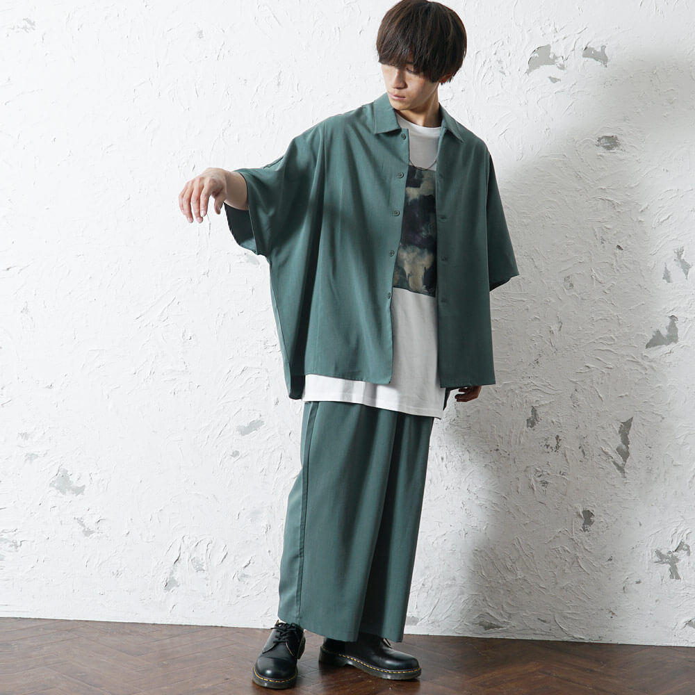 セットアップで洒落感雨コーデ