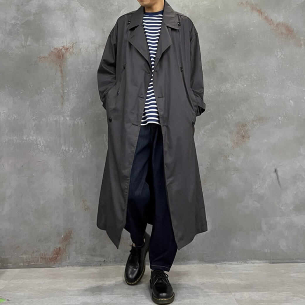 トレンチコート×ボーダーTシャツ