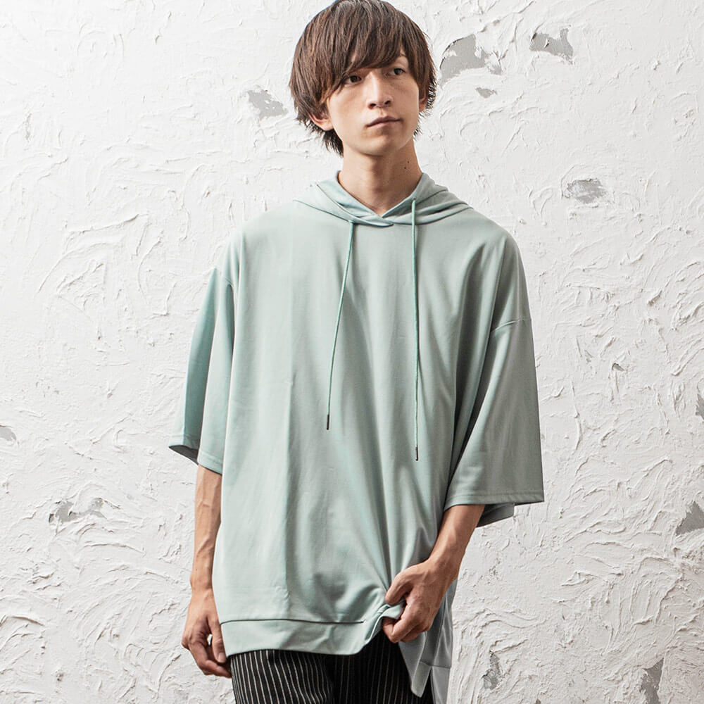 くすんだ色を選ぶ