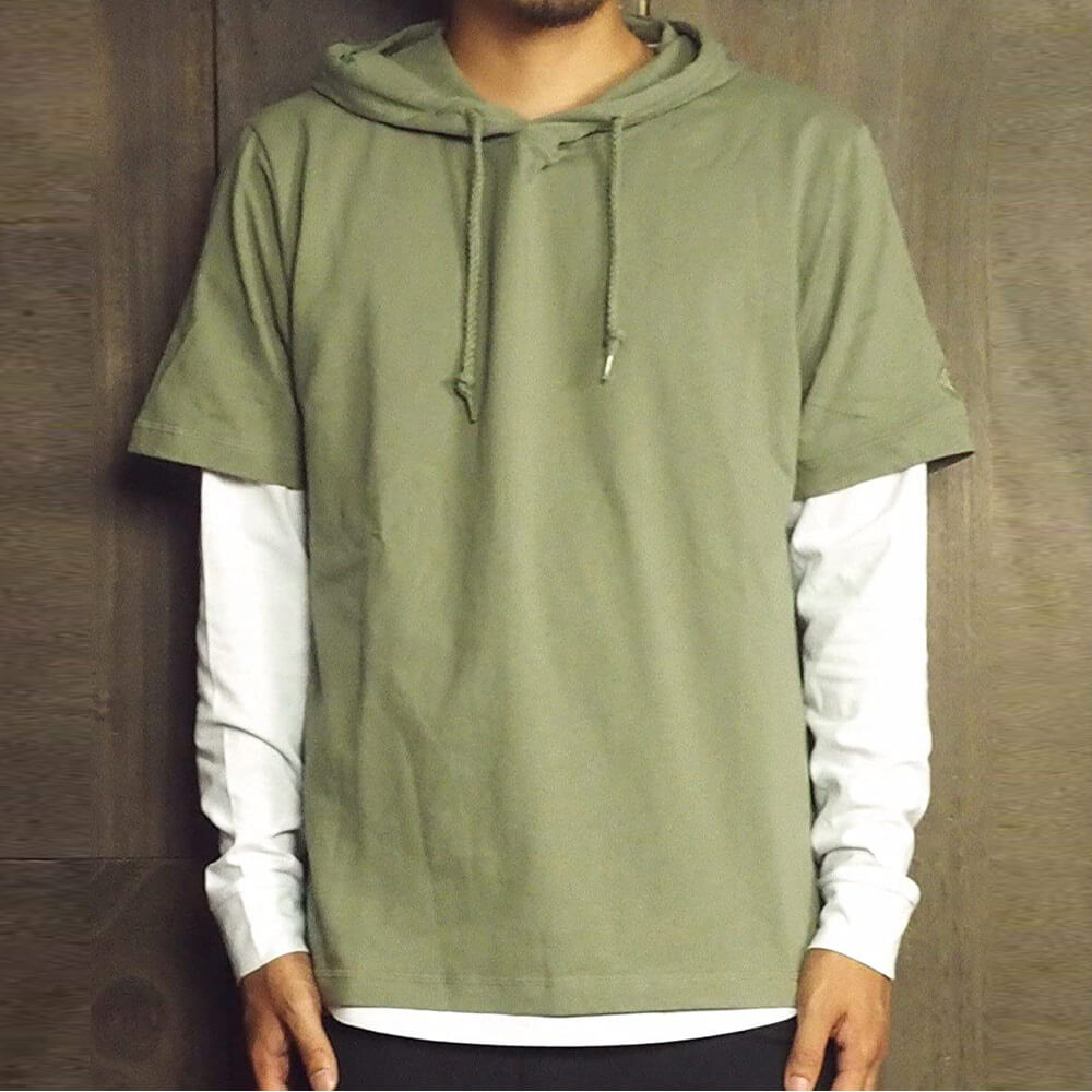 ロンTと重ね着するとダサい