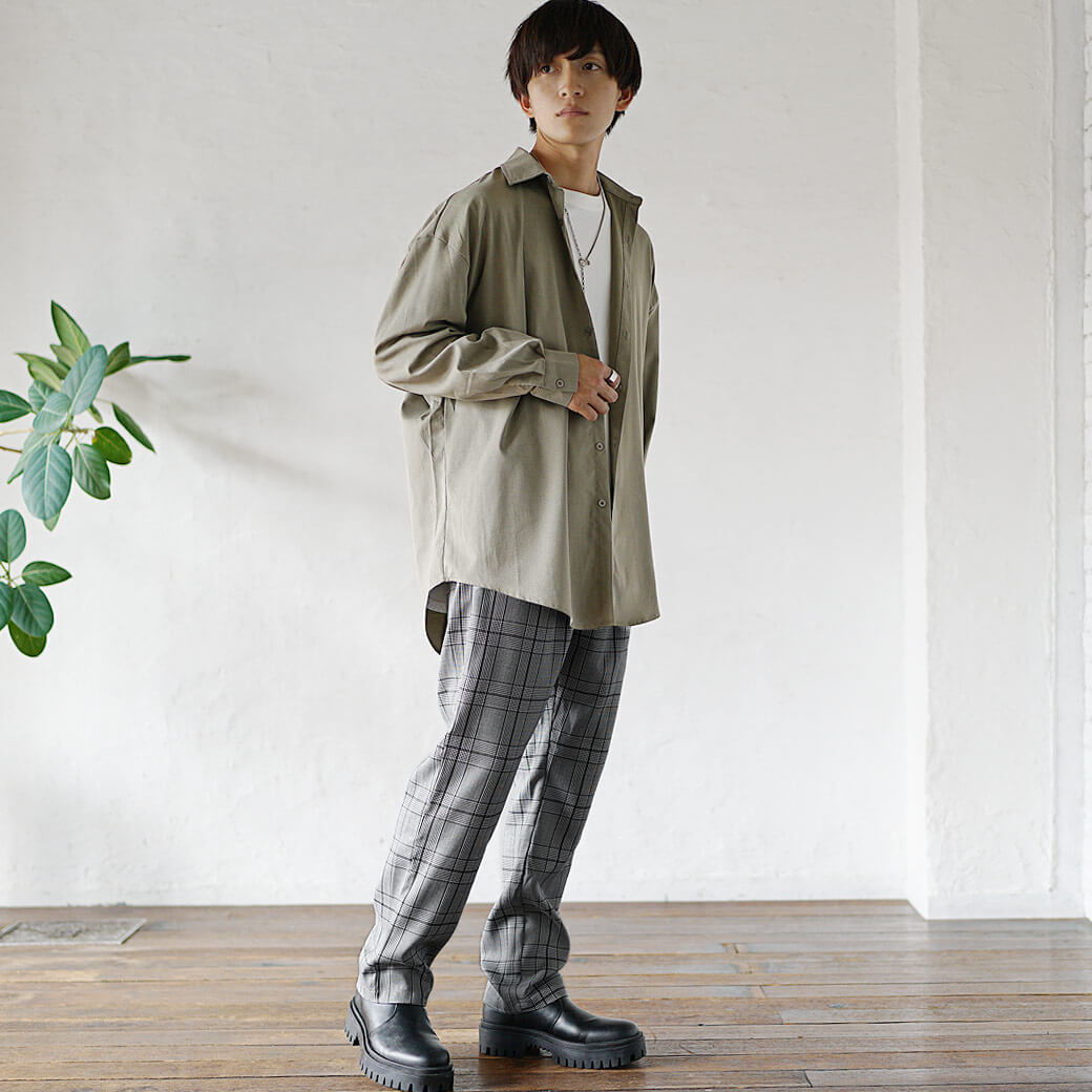 シャツを使ったカジュアルコーデ
