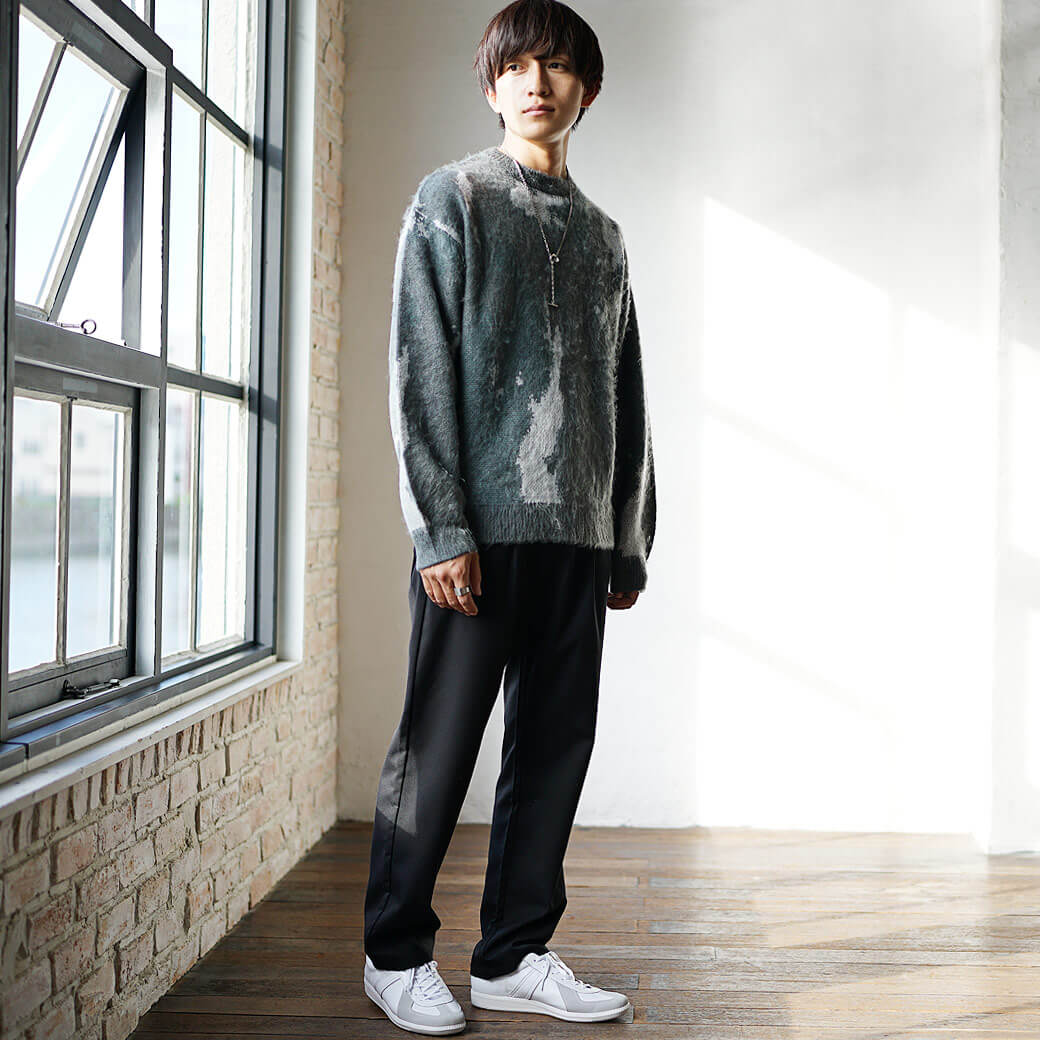 柄ニットを使ったお洒落コーデ