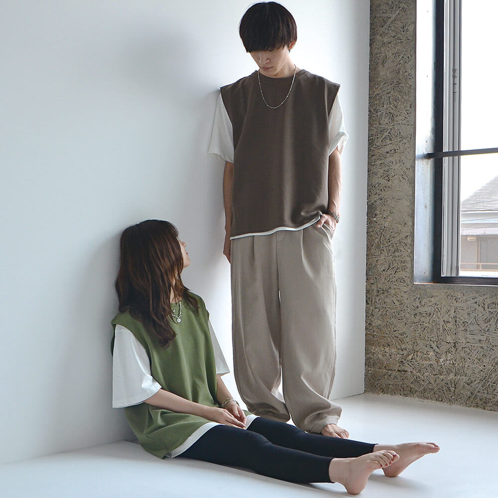 トップスだけをそろえたコーデ