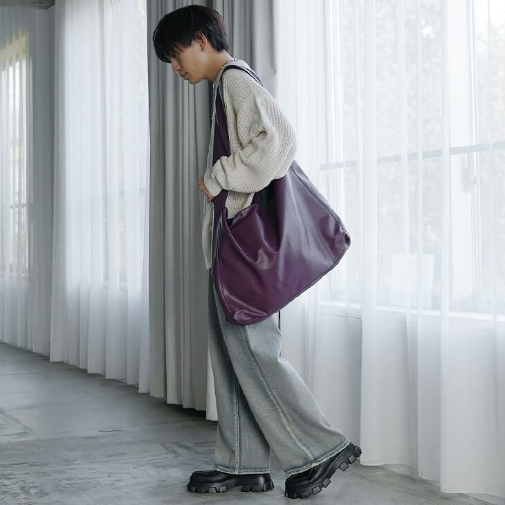 シンセティックレザービッグショルダーバッグ
